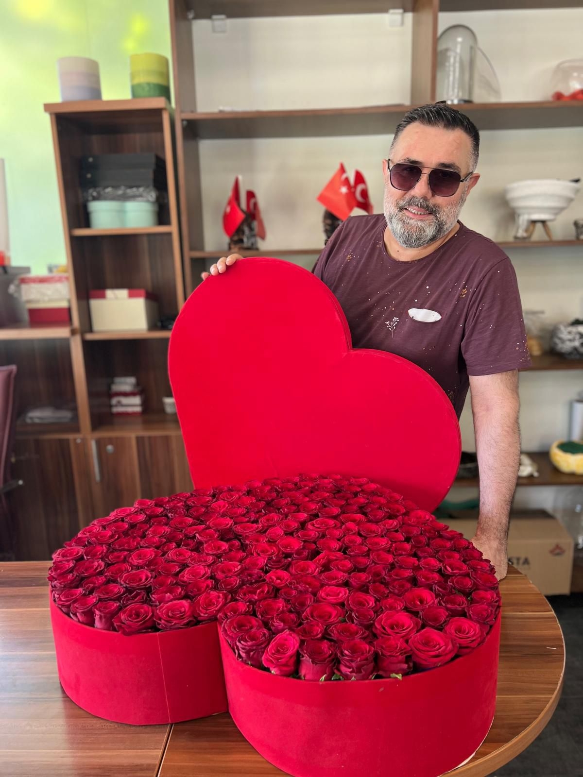 https://www.eleganceflowers.com.tr/